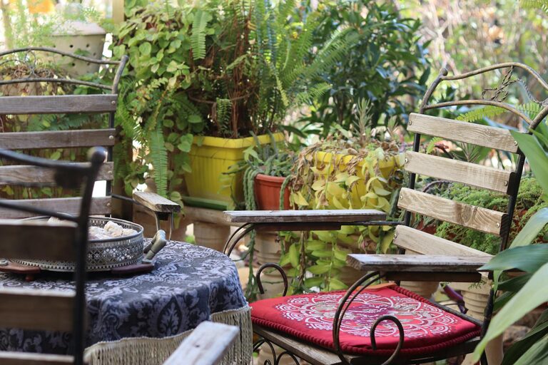 Simple Ways to Create a Relaxing Garden Space at Home
